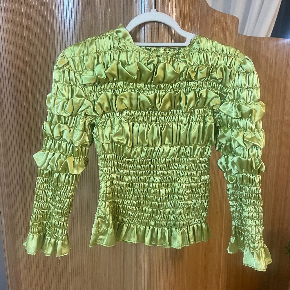Tach Green Top
